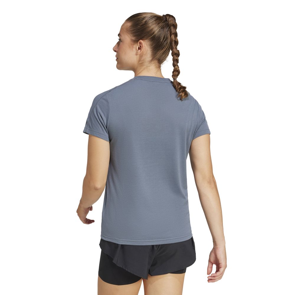 Camiseta-Adidas-Essentials-Crew-|-Feminina